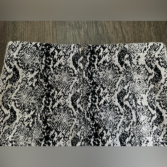 Free People Snakeskin Print Mini Skirt -2 - Picture 7 of 15